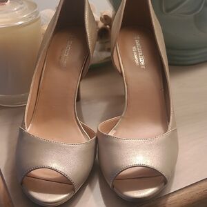 Naturalizer Gold Heels Elegant Peep Toe